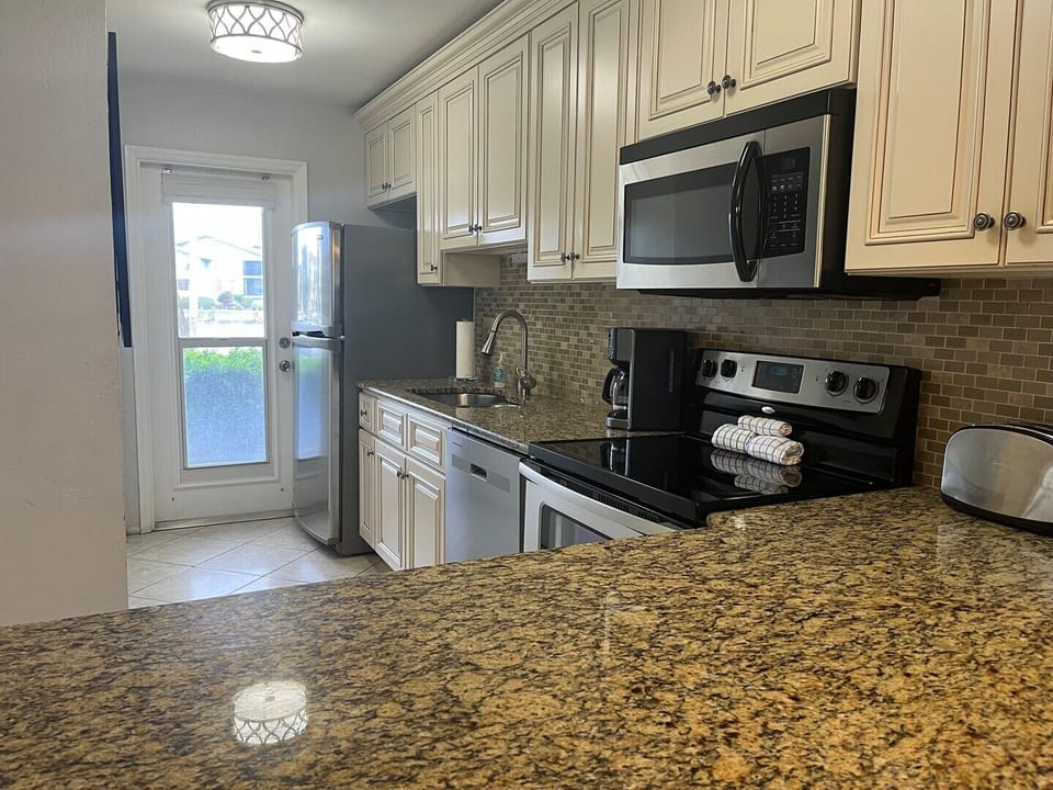 Fully stocked kitchen east view