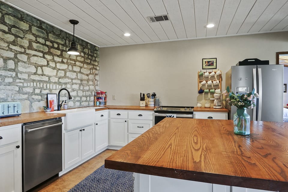 Leaving the hallway you wall right into the kitchen.