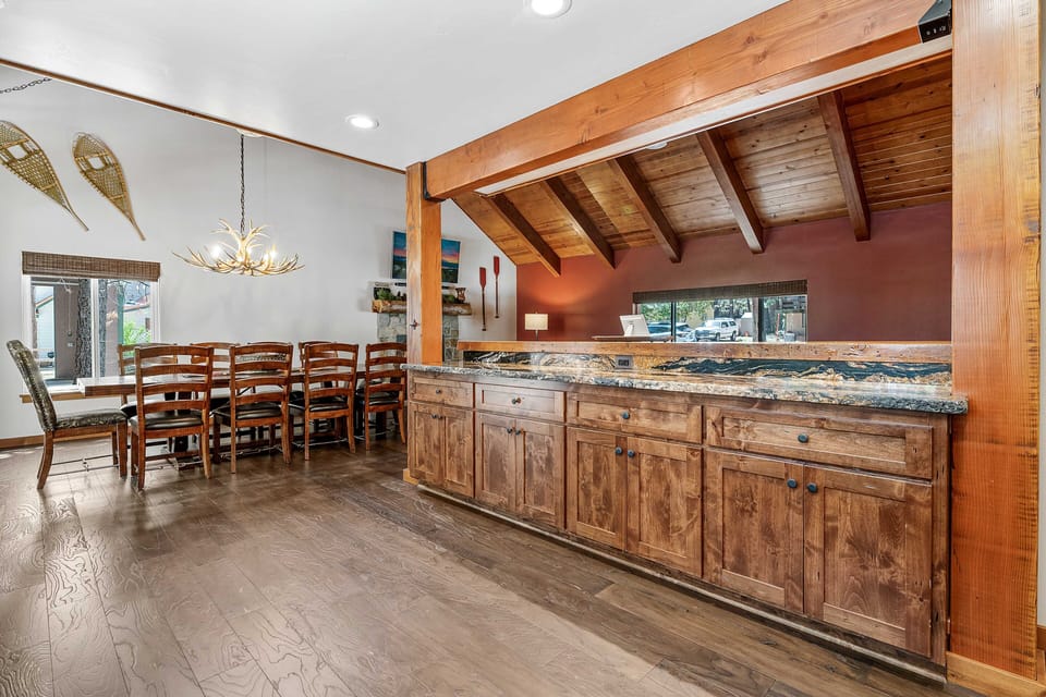 Rustic Ridge Manor-115