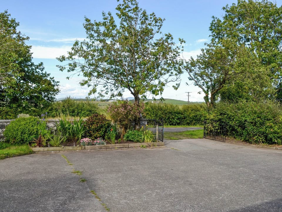 Parking | Culbae Cottage, Newton Stewart