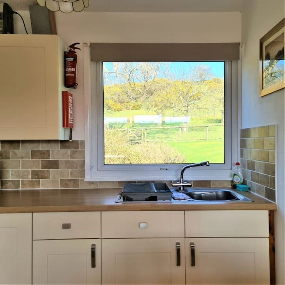 Fully equipped open plan kitchen