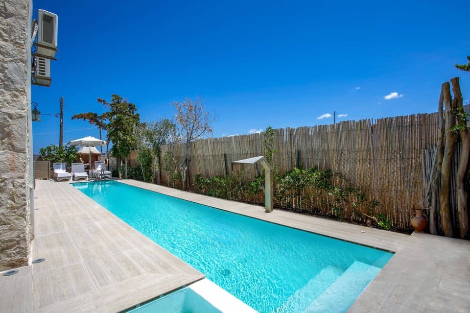 Villa Lefkippos image