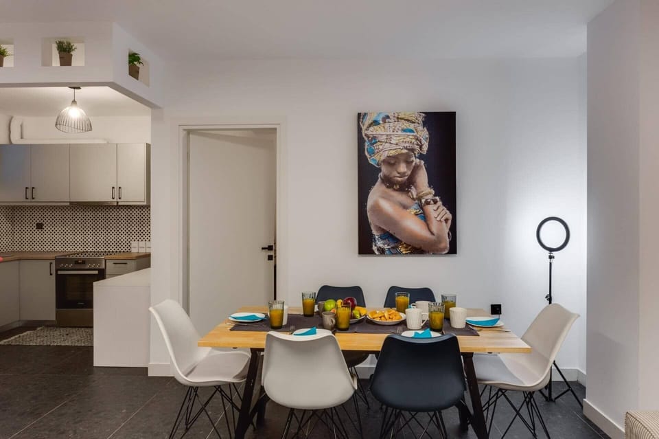 Villa Tropicana image