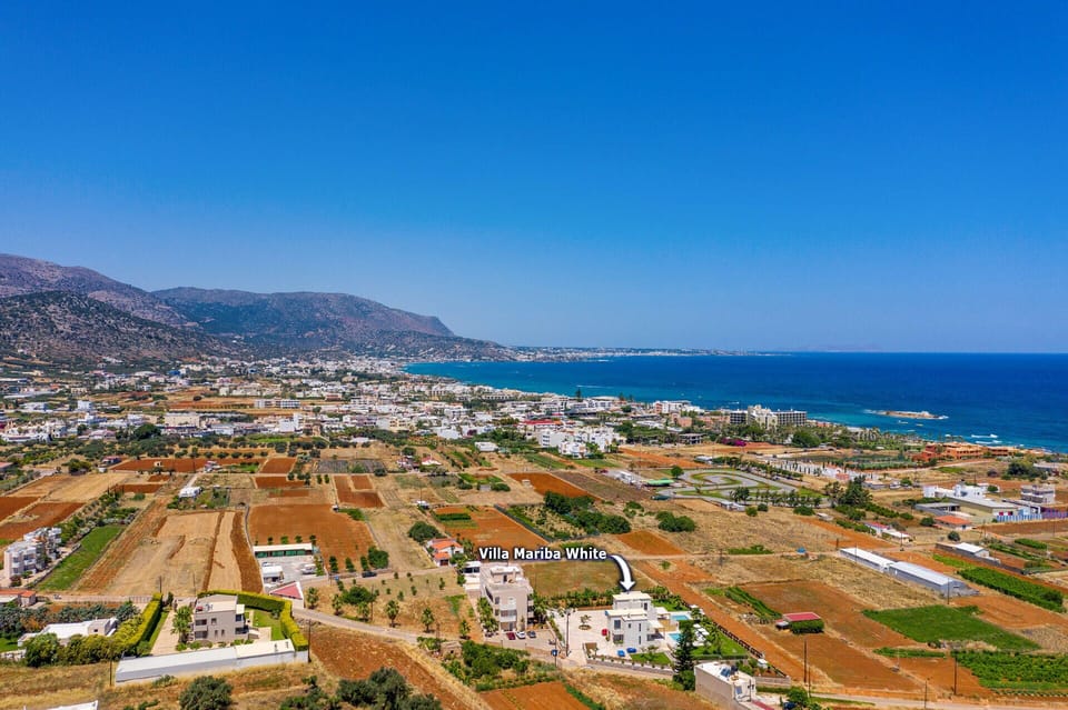 Villa Mariba White image