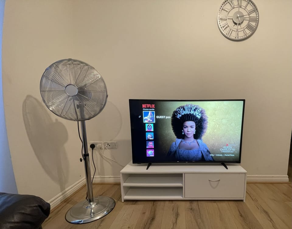 Living Room / Lounge