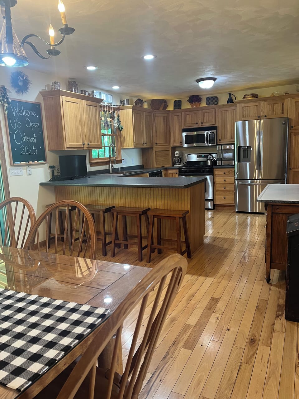 Open kitchen/dining area