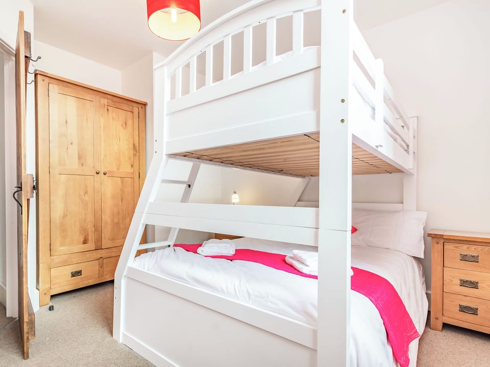 Bunk bedroom | Shire Cottage - Stables Retreats, Pateley Bridge, near Harrogate