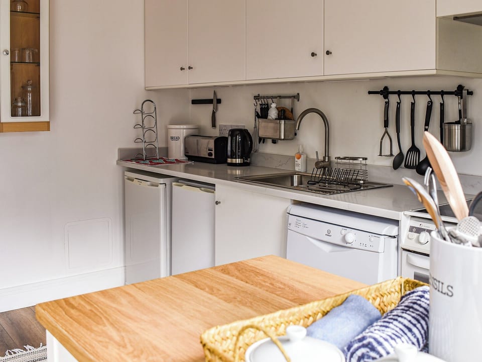 Kitchen area | Farthing, Epsom