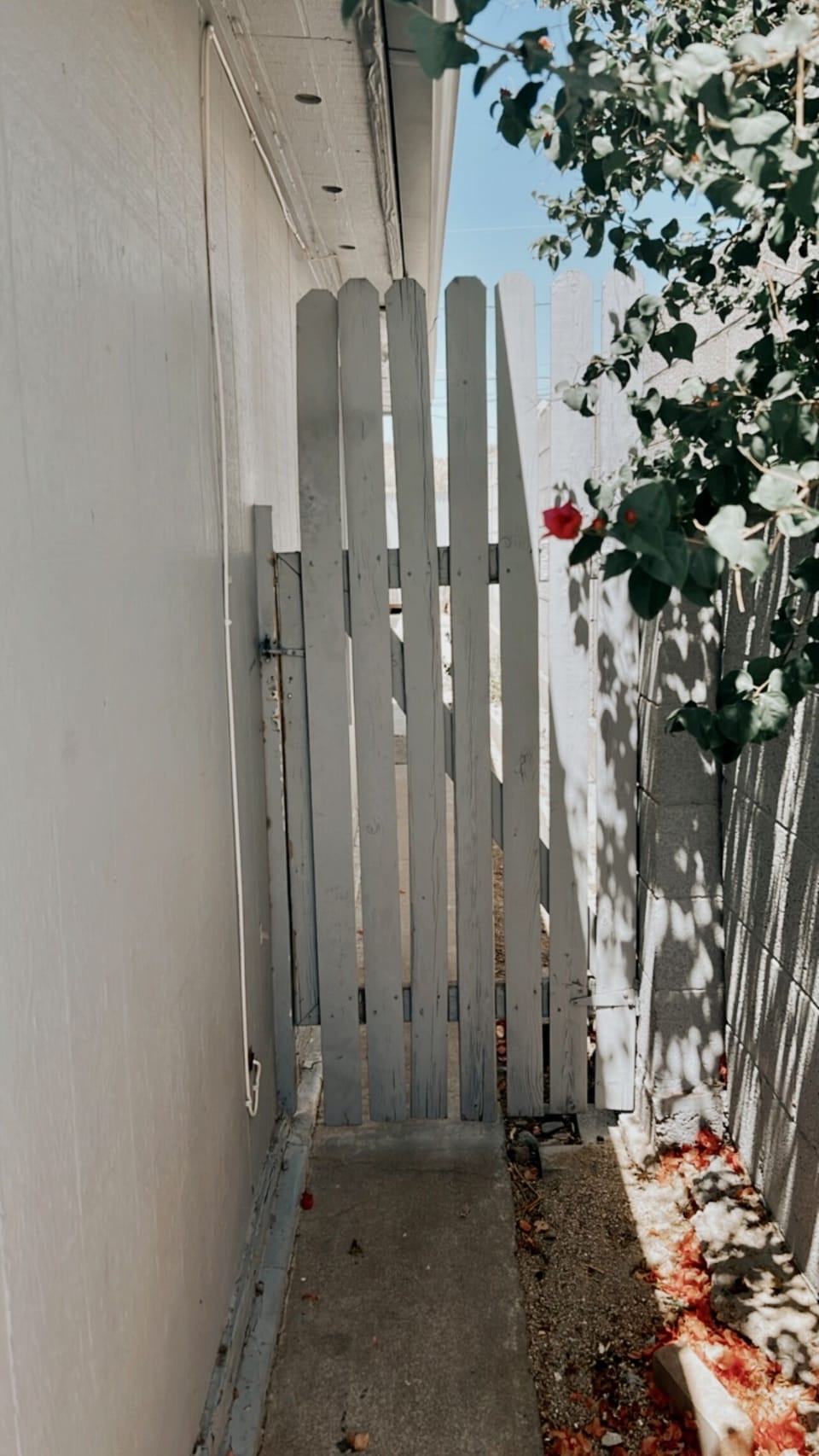 Entrance located on the right side of the property