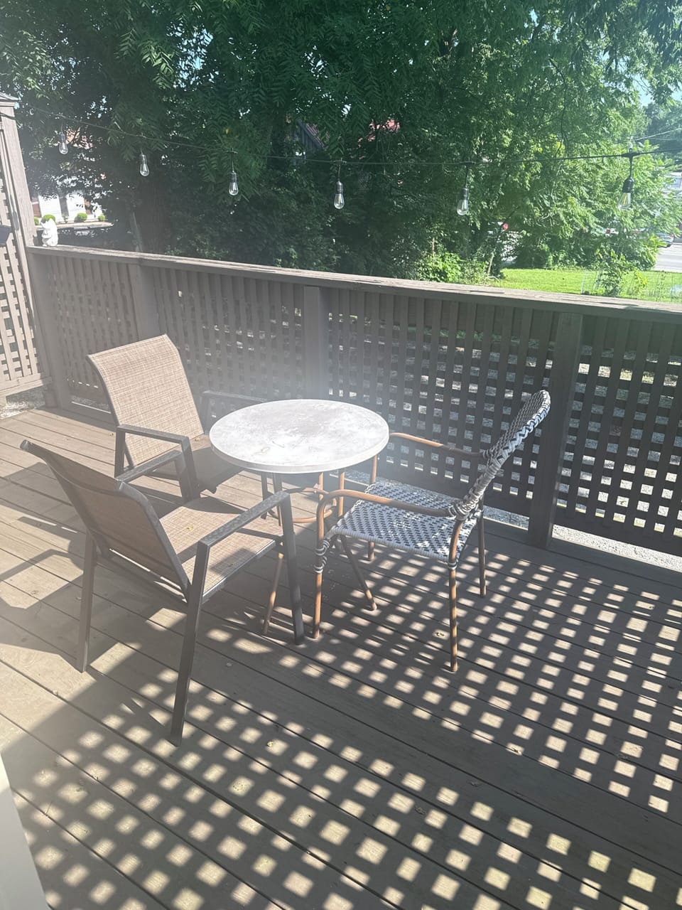 Outdoor dining