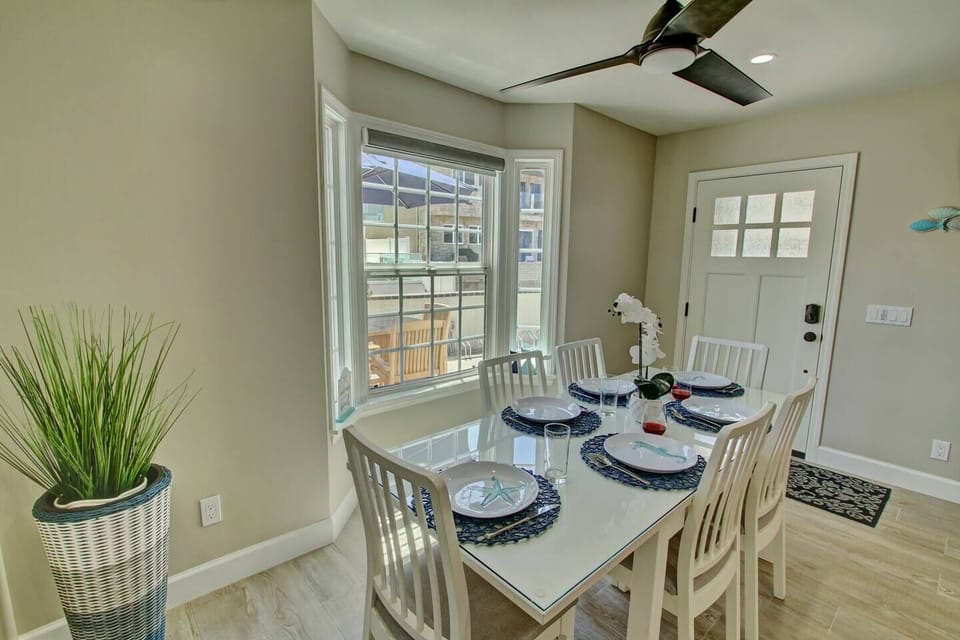 Dining room table near the front door 