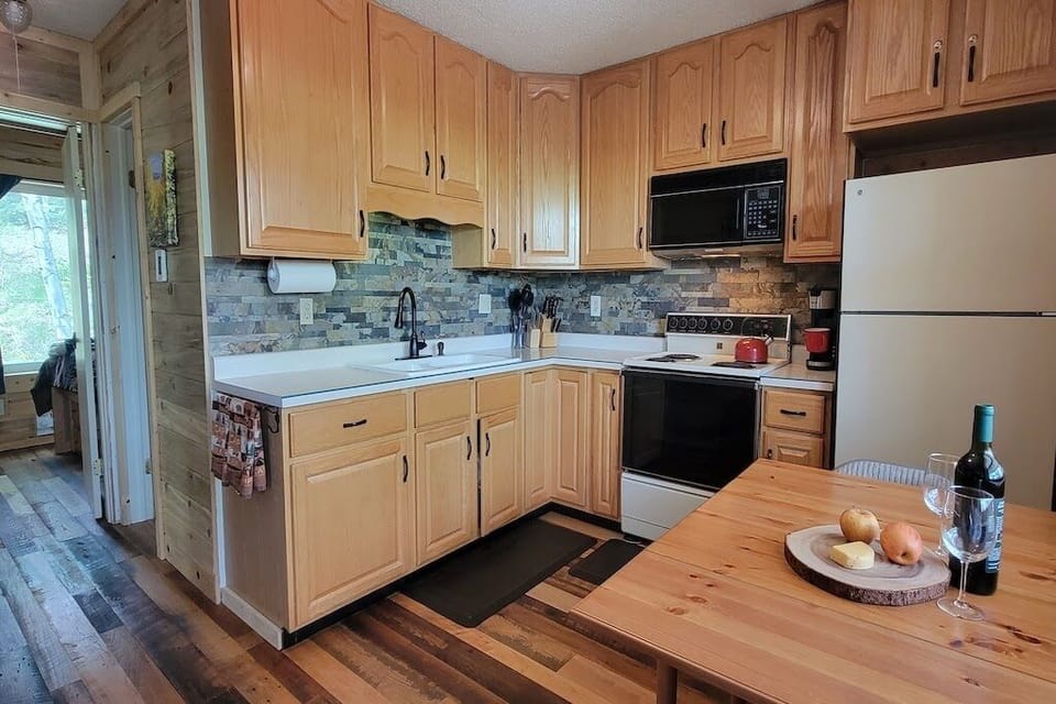 Well appointed kitchen with everything you need for making great meals.
