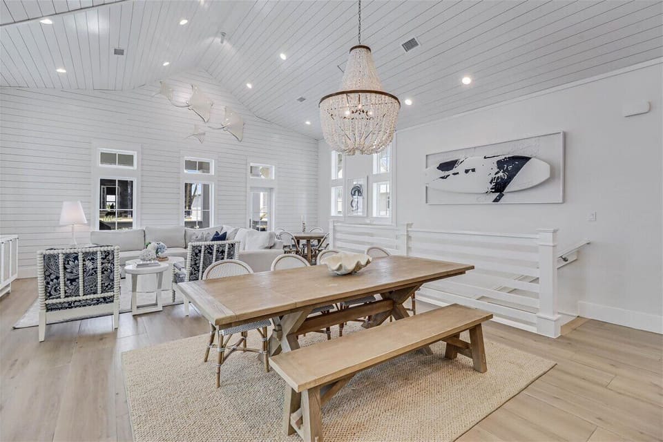 2nd Floor, Dining Area
