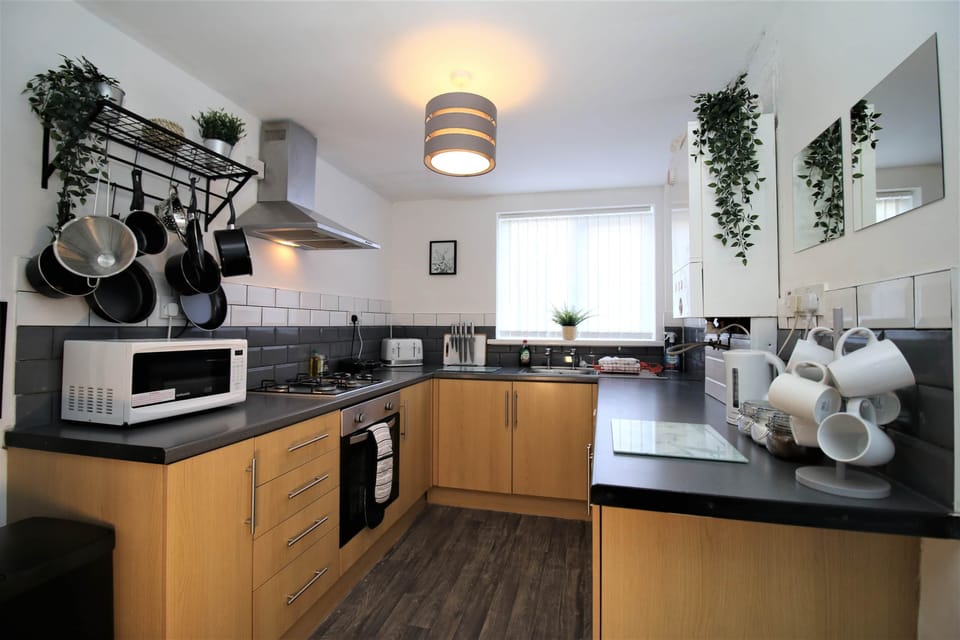Kitchen (1)