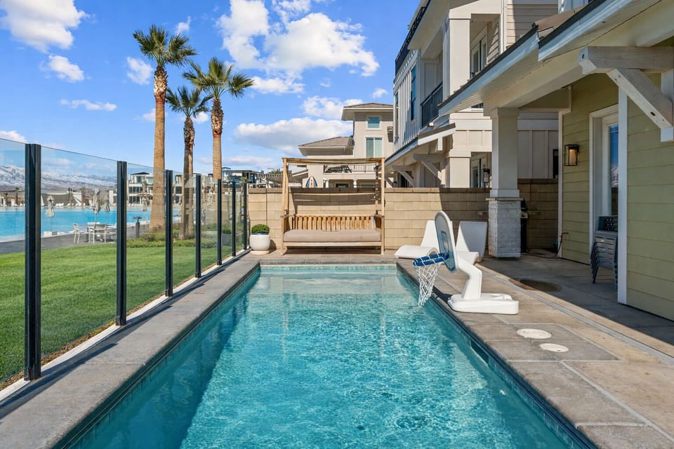 Private Pool