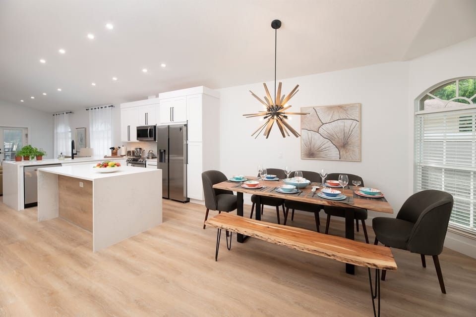 Indoor dining room