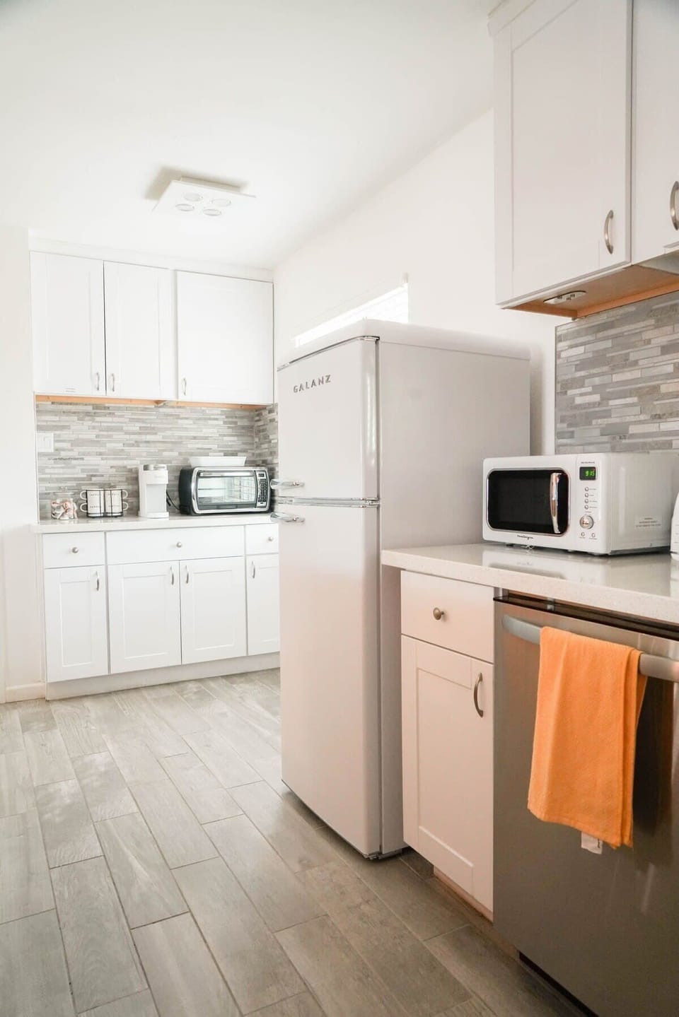 Retro kitchen appliances
