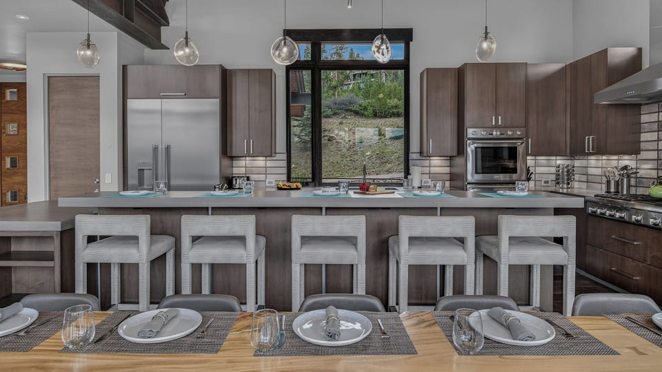 Kitchen, Main Level