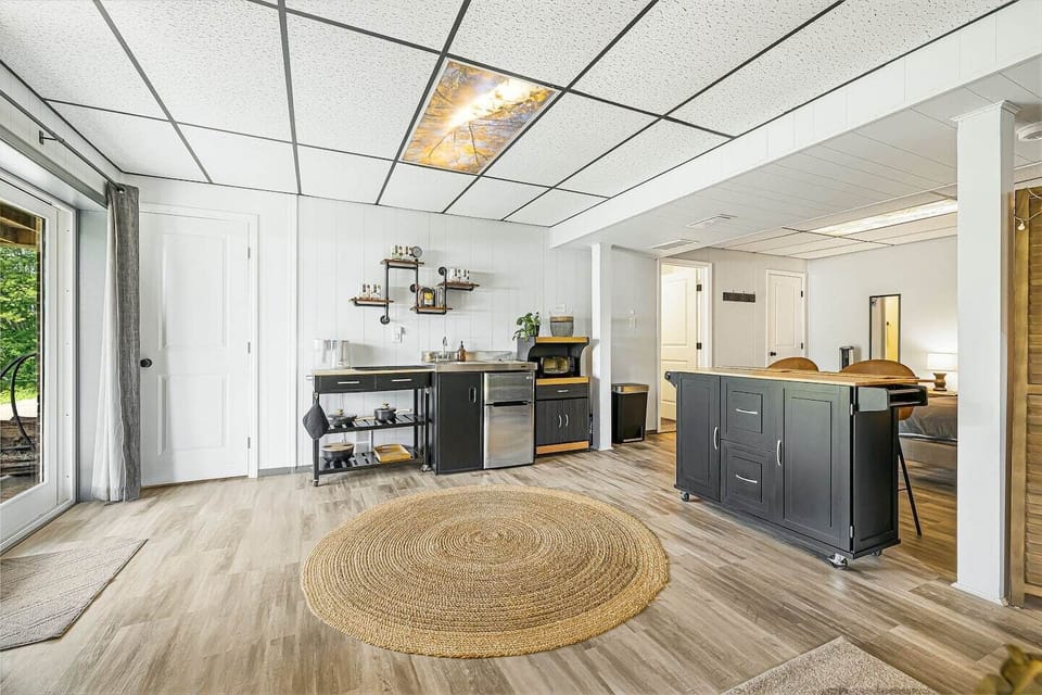 Soak in the rays of natural light while preparing your food.