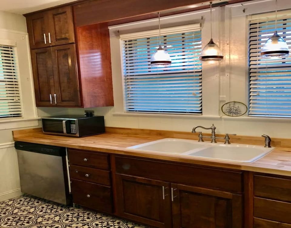 dishwasher , microwave, fully equipped with dishes pots/pans , basic spices