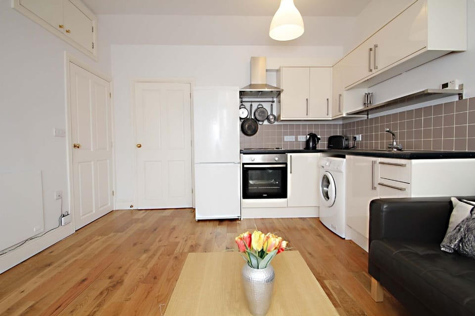 Walton Lane Living Room2