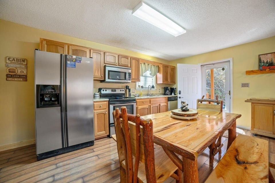 Chair, Furniture, Refrigerator, Room, Indoors