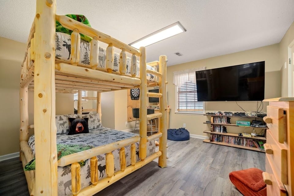 Furniture, Bed, Crib, Bunk Bed, Indoors