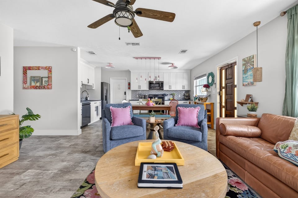 Family-friendly rounded coffee table avoids sharp corners for our littlest guests.