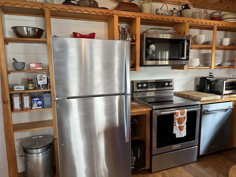 New kitchen appliances installed in 2023