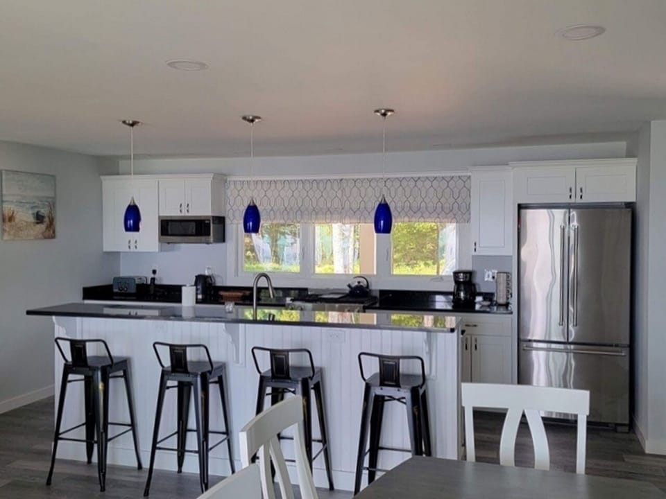 Upstairs Kitchen Counter and Island