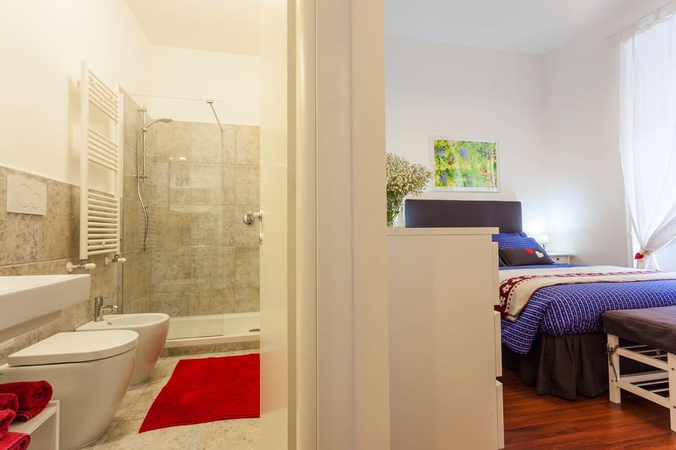 ensuite bathroom 2
