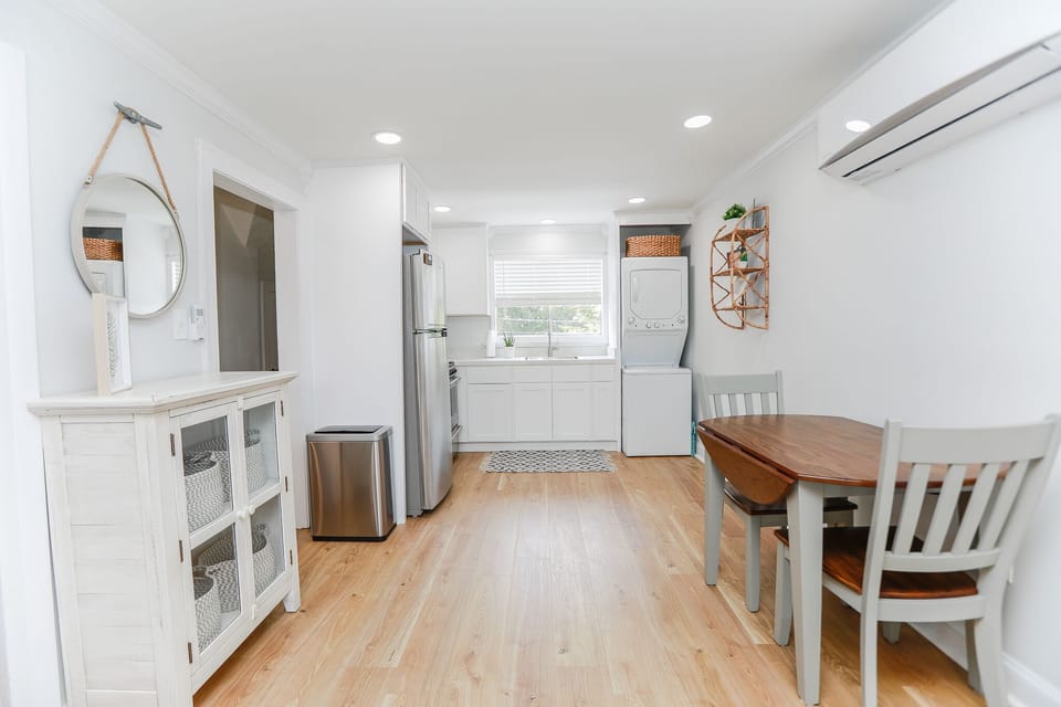 Eat in Kitchen