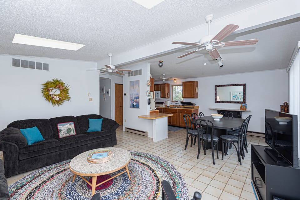 upper floor family room/dining area/kitchen