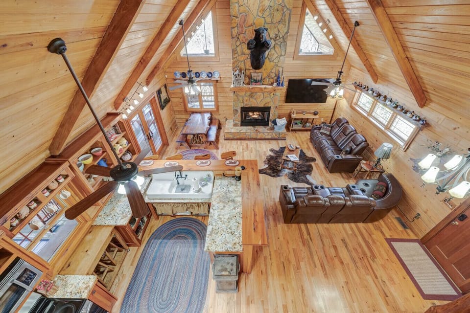 Main middle level open floor plan