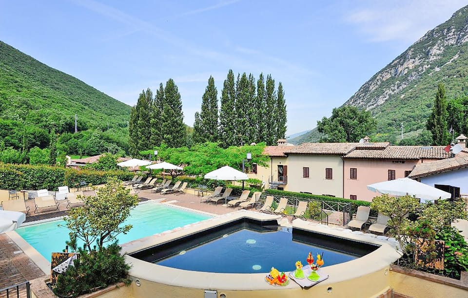 pool