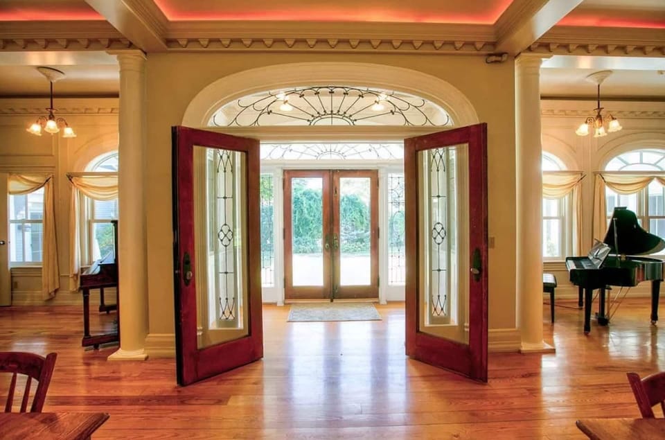 French doors that lead into courtyard.