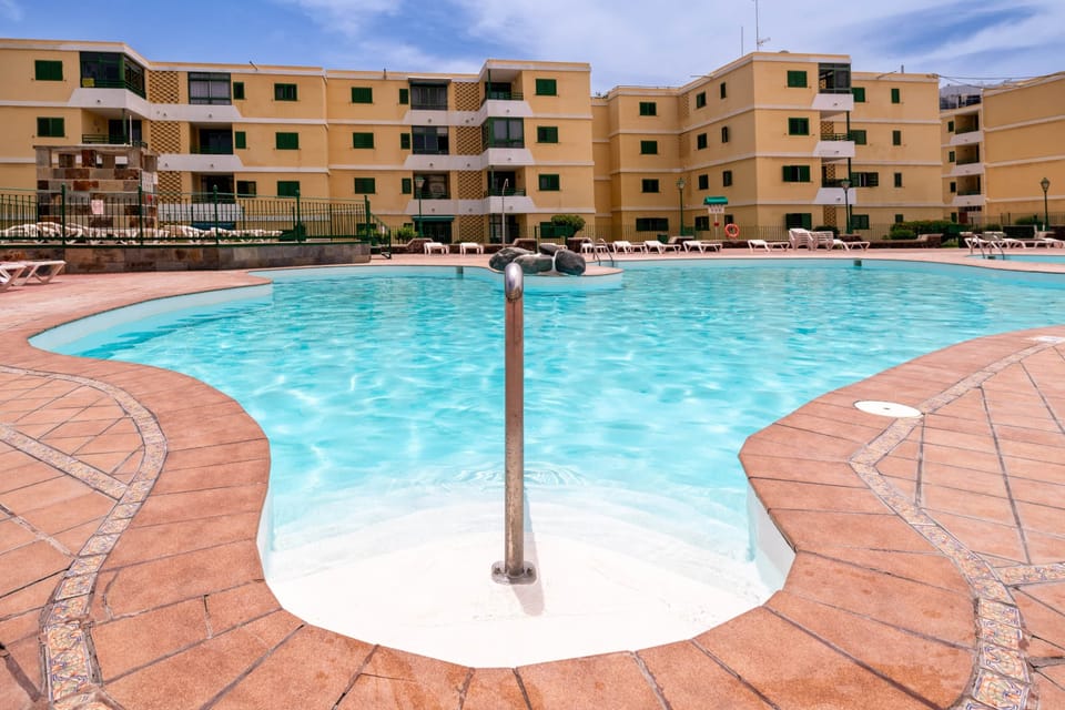 Pool (2)