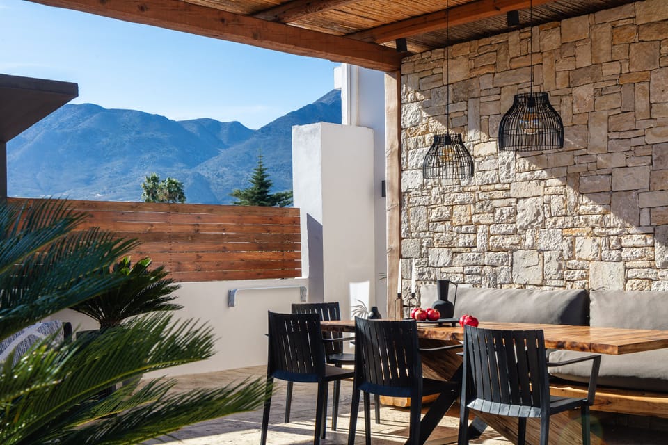 Elegance for celebrated dining.