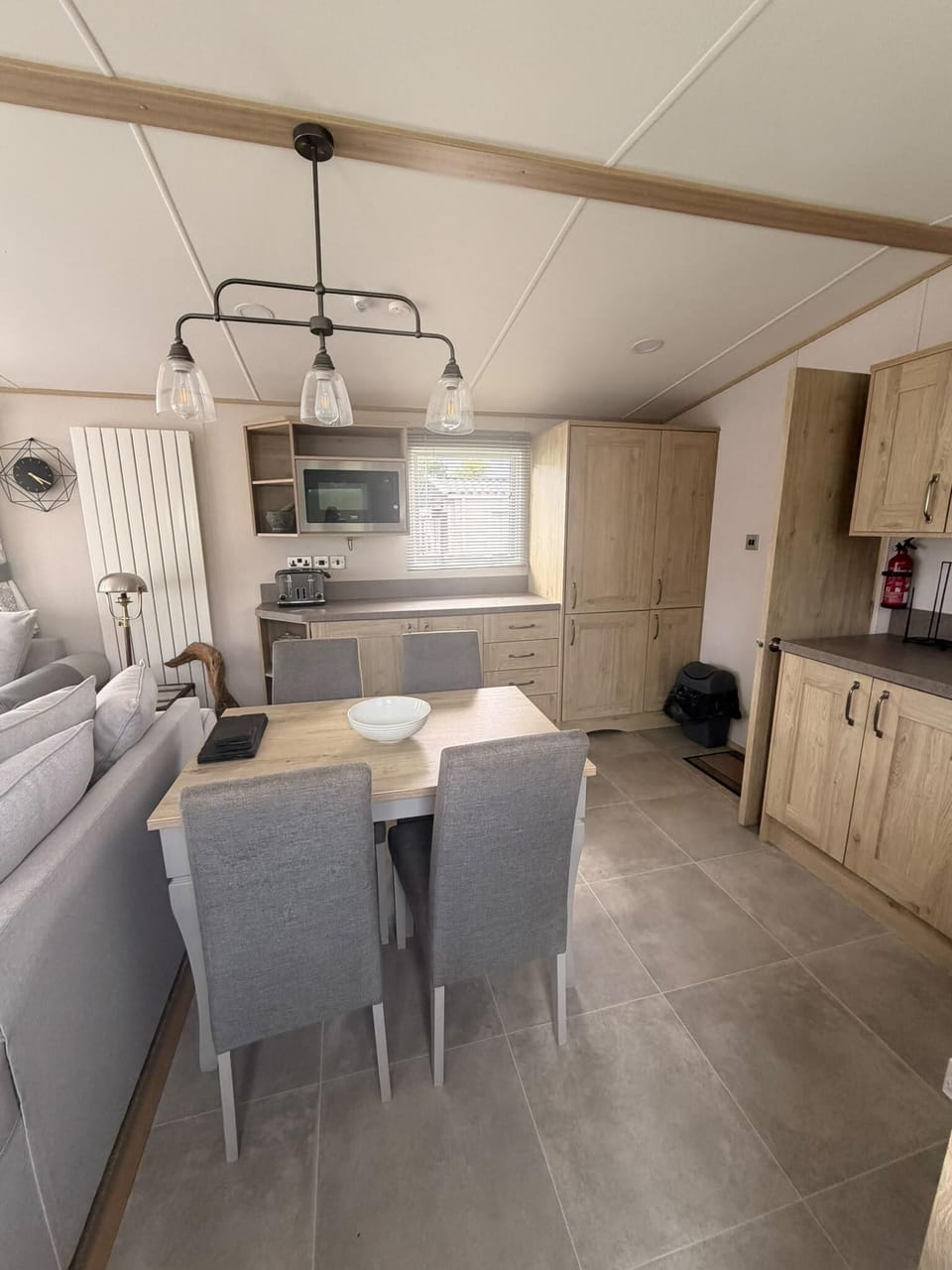 Pack the lead and the treats as you head to this dog-friendly accommodation and get ready for wonderful walks and unforgettable memories in the gorgeous coastal county of Suffolk.