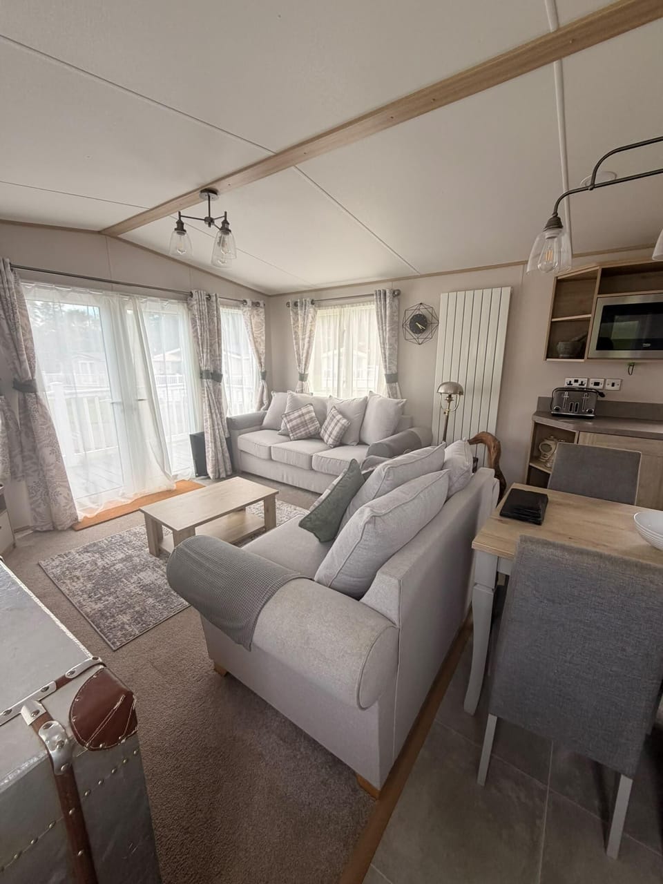 Sit back and relax with the family in this spacious lounge. With comfy sofas, perfect for family game nights.