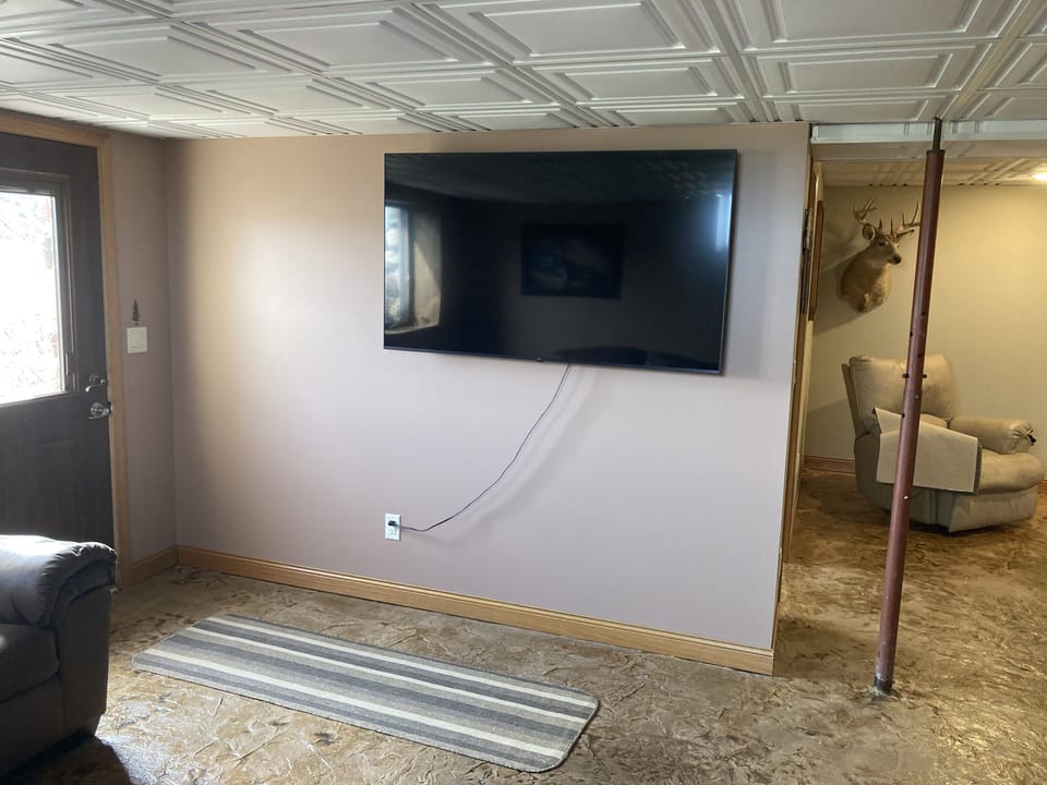 TV in the Lake Superior Room.