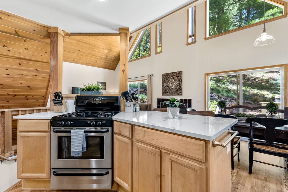2735 Red Field Trail-19