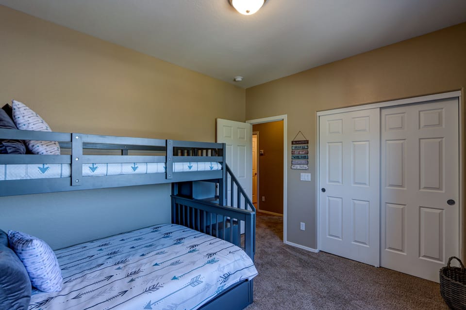 Kids room: Double bed on bottom, twin on top plus twin trundle
