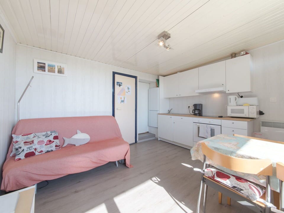 Property, Furniture, Cabinetry, Building, Comfort, Wood, Interior Design, Architecture, House