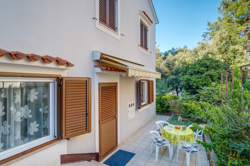 Terrace 2