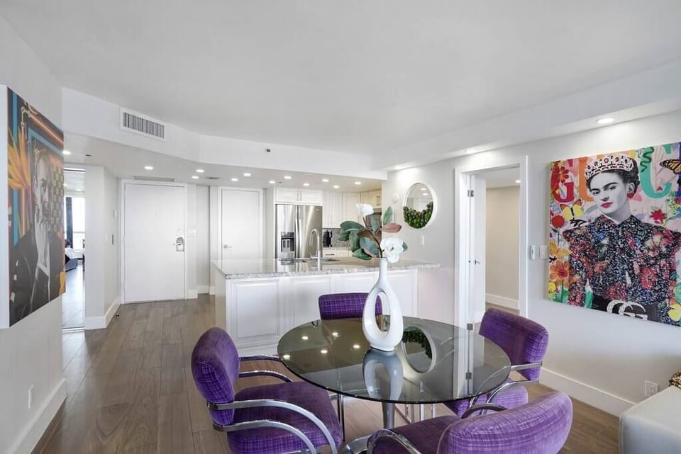 Dining area, fully equipped kitchen and laundry room