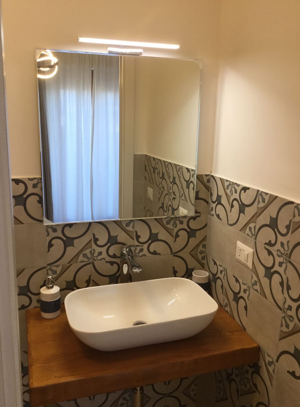 bathroom - room 3 B&B Home Sweet Home – Affitti Brevi Italia
