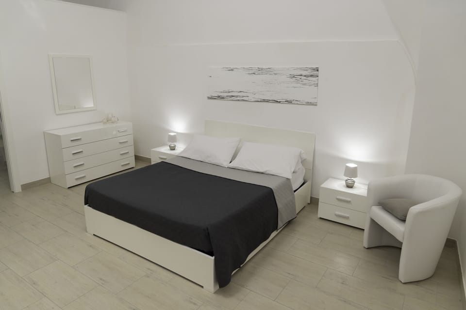 bedroom Apartment White Place - Affitti Brevi Italia