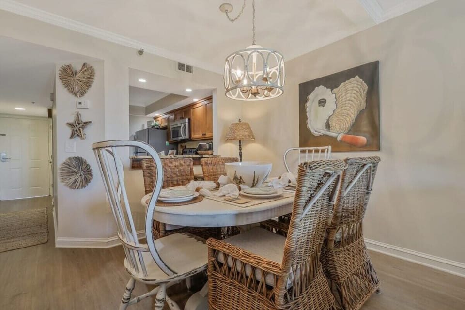 Another view of the dining room!