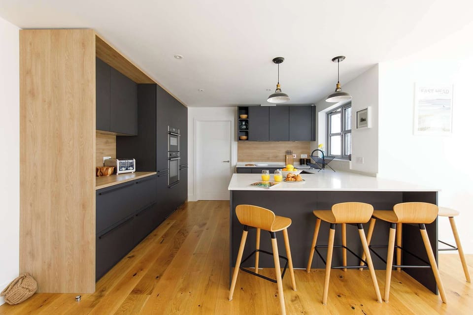 The immaculate, fully equipped kitchen has everything you need for your stay!